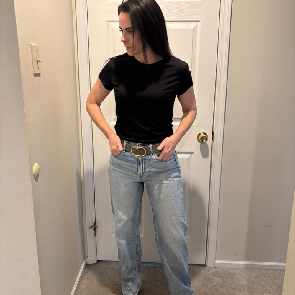 American Eagle Strigid Super High-Rise Baggy Straight Jeans